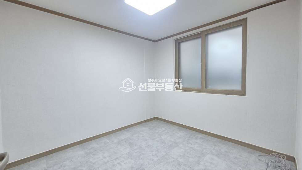 충북 청주청원구 오창읍 양청리 주건축물제1동 리모델링 깔끔하며 저렴한 쓰리룸 화장실2개 월세 매물번호 10272 사진 14