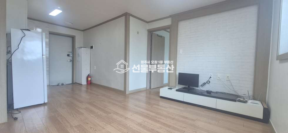 충북 청주청원구 오창읍 양청리 주건축물제1동 양청초,중학교 인근 채광좋은 깔끔 투룸 월세 매물번호 10342 사진 1