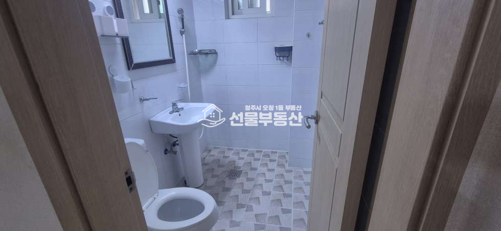 충북 청주청원구 오창읍 양청리 주건축물제1동 연구원, 연구소, 녹십자, 에코프로비엠 인근 거실 큰 투룸 월세 매물번호 10355 사진 14