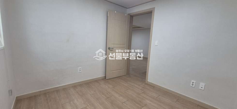 충북 청주청원구 오창읍 양청리 주건축물제1동 연구원, 연구소, 녹십자, 에코프로비엠 인근 거실 큰 투룸 월세 매물번호 10355 사진 18