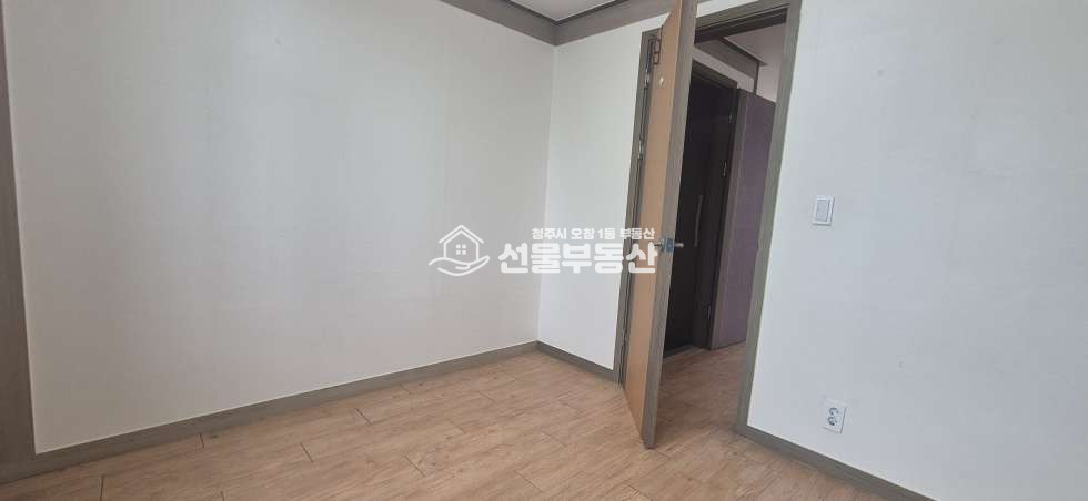충북 청주청원구 오창읍 구룡리 비봉초 근처 흔치않은 에어컨3대16평 투룸 월세 매물번호 10368 사진 16