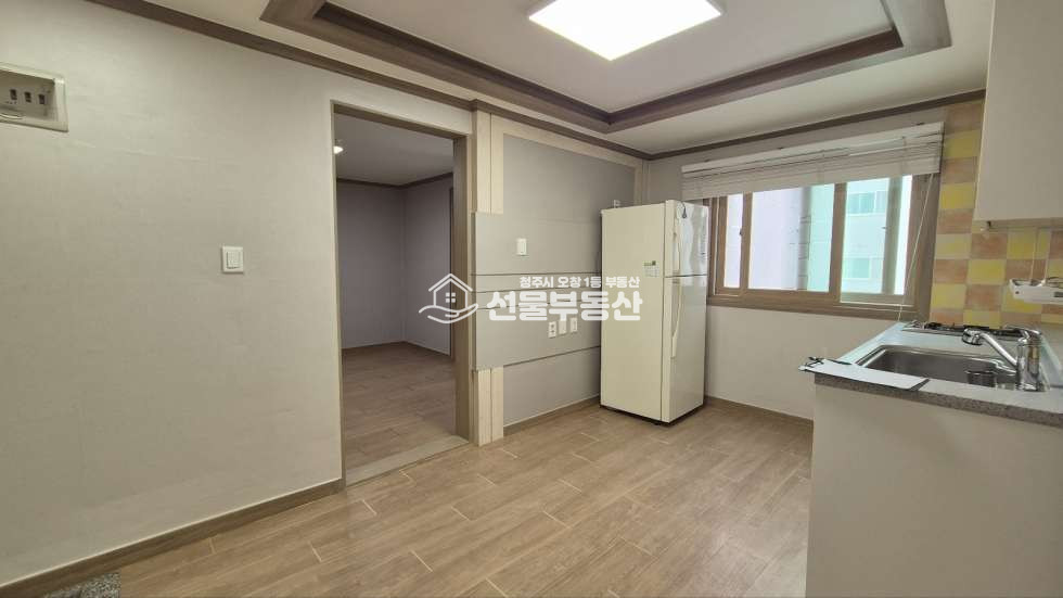 충북 청주청원구 오창읍 양청리 주1동 호수공원 도보5분, 상가근접성 좋은 투룸 월세 매물번호 10277 사진 1