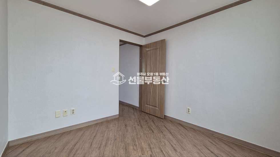 충북 청주청원구 오창읍 구룡리 주건축물제1동 비봉초근처 버스정류장 도보 3분이내 쓰리룸 월세 매물번호 10291 사진 21