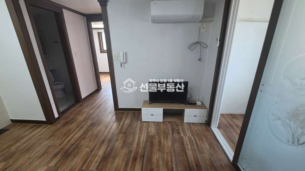 충북 청주청원구 오창읍 양청리 호수공원인근 풀옵션 투룸 월세 매물번호 10302 사진 1